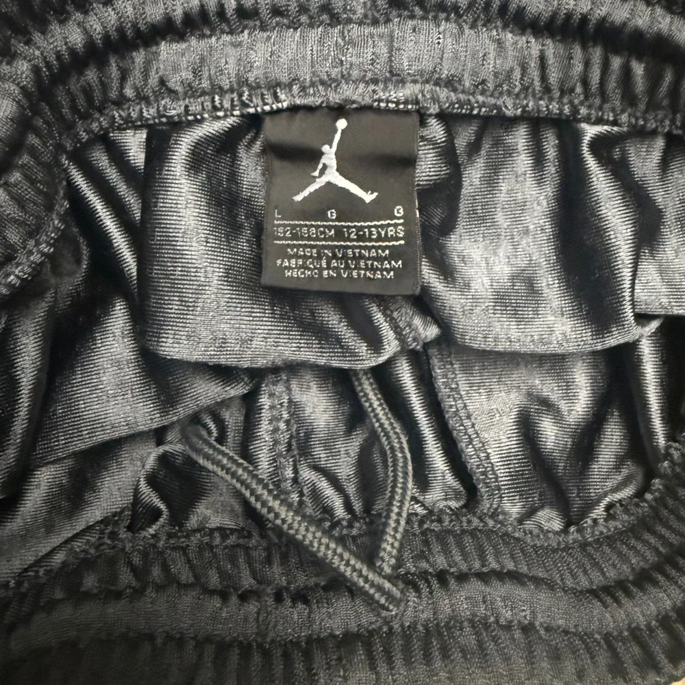 Jordan Mesh Jumpman Basketball Athletic Shorts Boys Size Large 12-13 YRS